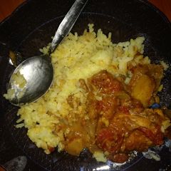 A picture of Chicken biryani.