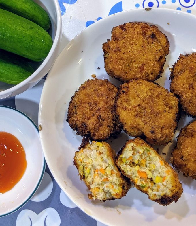 Hình của món Gà viên rau củ.