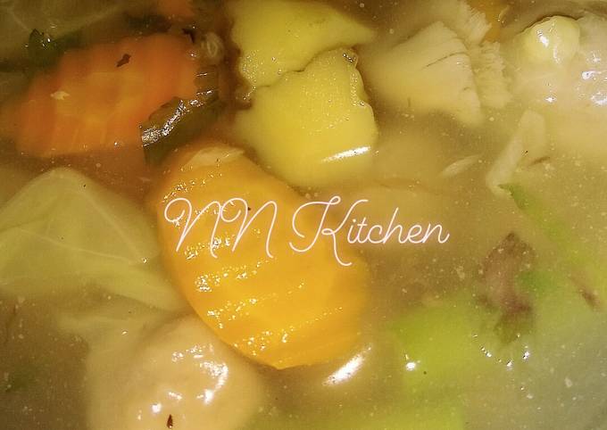 Resep Sayur Sop (Isi Bakso  dan  Jamur), Enak Banget