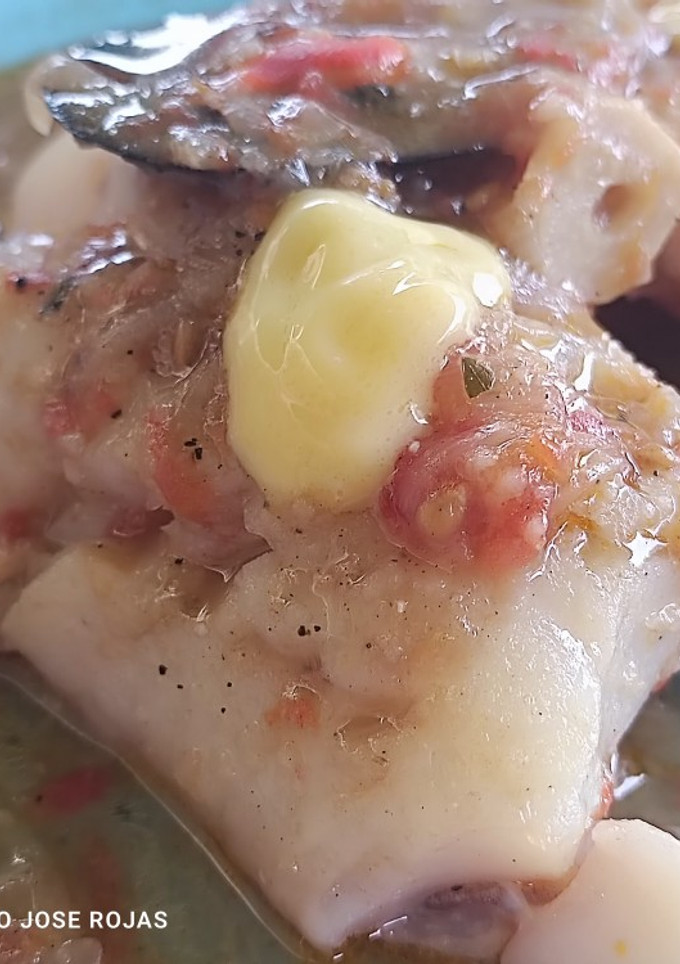 Una foto de Gallineta en salsa ligera