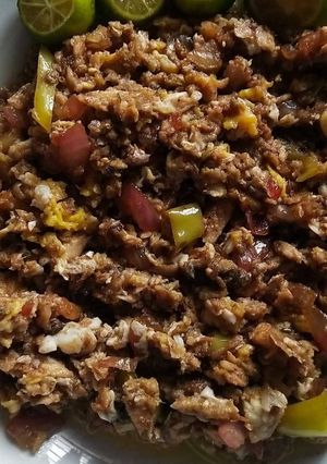 A picture of Fried Bangus Sisig.