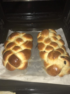 A picture of Braided Challah.