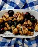 Bocconcini di petto di pollo con uva