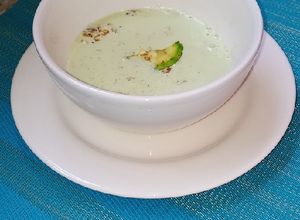 Una foto de Crema de guías, con salsa bechamel