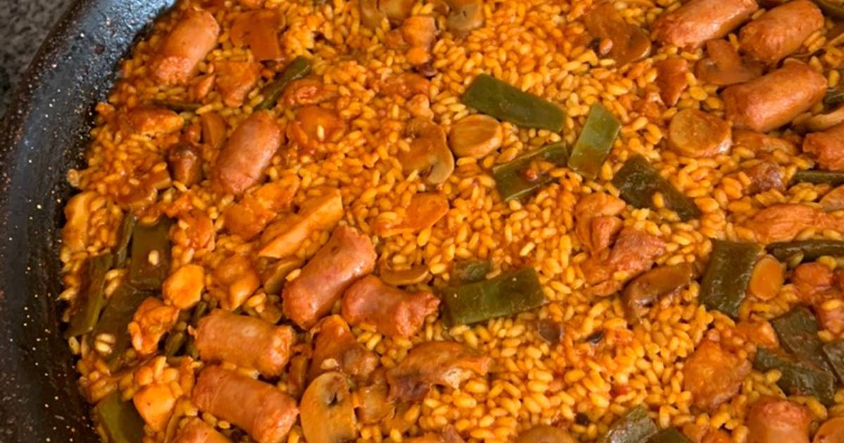 Paella rápida de salchichas y pollo Receta de Juanma MR Cookpad
