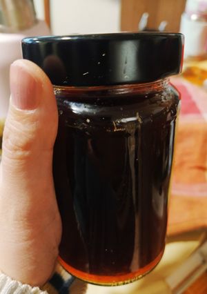 Una foto de Jarabe para la tos (con hojas de níspero)