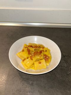 Foto di Paccheri alla carbonara