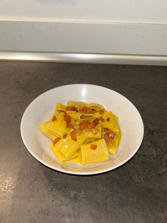 Foto di Paccheri alla carbonara