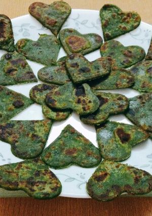 A picture of Palak Paratha Bites.