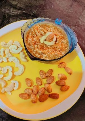 दूध की सेवइयां (doodh ki seviyan recipe in Hindi) रेसिपी मुख्य फोटो