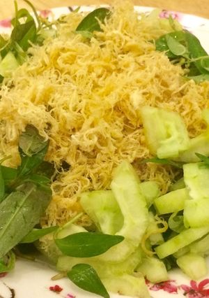 Hình của món Gỏi mướp đắng chà bông.