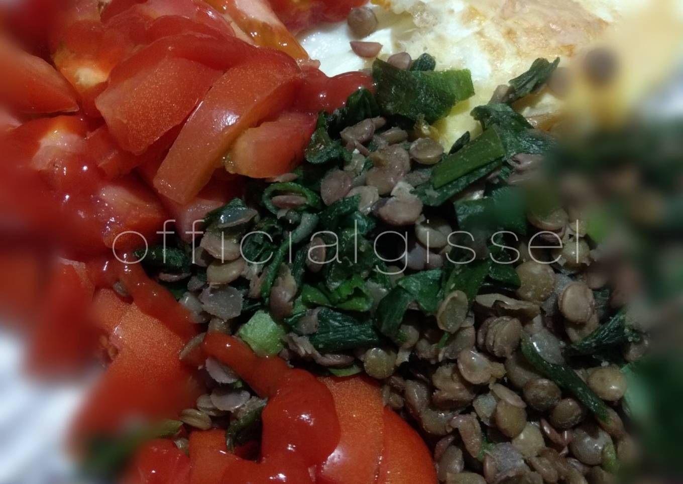 Legumbres, vegetales & huevo a la sartén