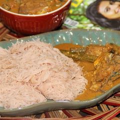 A picture of Trivandrum Style Fish Curry with Drumsticks.