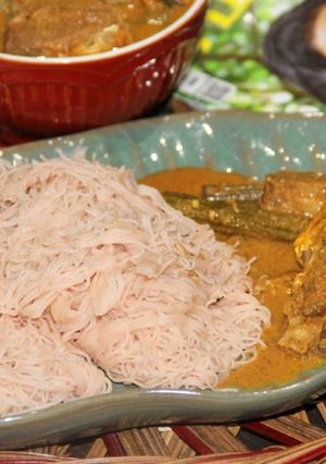 A picture of Trivandrum Style Fish Curry with Drumsticks.