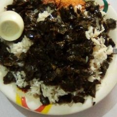 A picture of Shinkafa da yaji da zogale 😋.