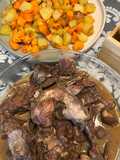 Conejo en salsa de vino tinto …con patatas y boniato