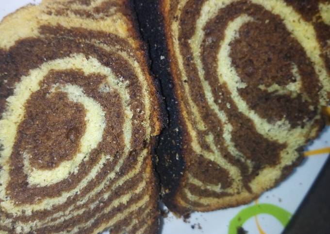 Zebra cake