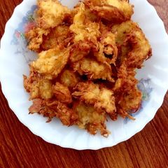 A picture of Grated Potato Pakora.