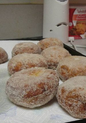 A picture of Cinnamon sugar doughnuts.
