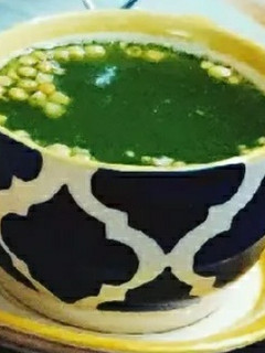 गोलगप्पे का पानी(golgappe ka pani recipe in hindi) रेसिपी मुख्य फोटो