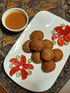 عکسی از دستور فلافل کنجدی با سس انبه 🥭