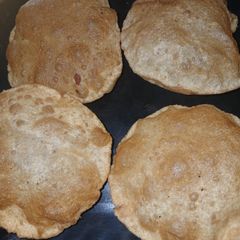 A picture of Celery Puri.