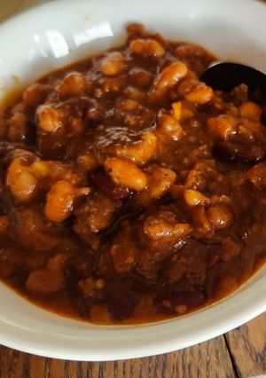 A picture of Crockpot Cowboy Beans.