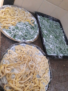 Una foto de Fideos caseros súper fácil y rápidos! De acelga