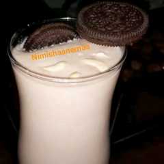 चीकू ओरियो मिल्क शेक (Chiku oreo milk shake recipe in hindi)-レシピのメイン写真