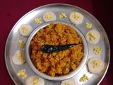 *வாழைத்தண்டு, மூங்தால் பொரியல்*(valaithandu moongdal poriyal recipe in tamil)