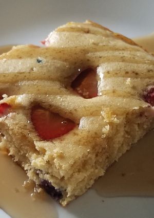 A picture of Baked Fruit Pancakes.
