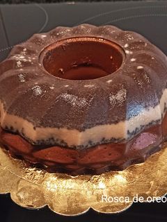 Una foto de Rosca de oreo y chocolate