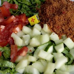 A picture of Kwadon lettuce ( local lettuce Salad.