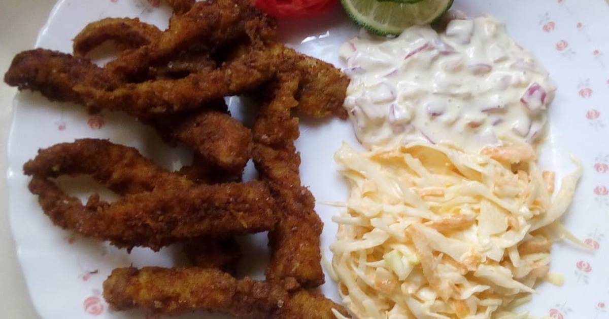 Simple fish fingers with tartar sauce and coleslaw Recipe by Carnice Dianne  - Cookpad