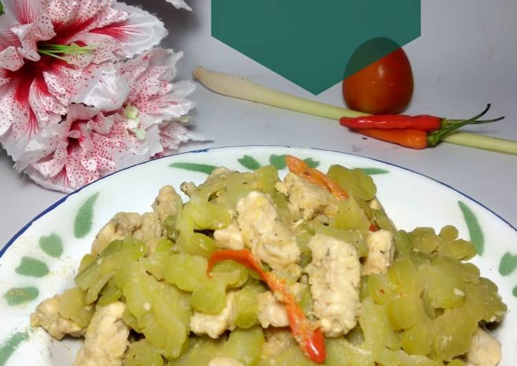 Tumis Pare + Tempe