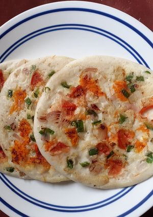 A picture of Uttapam.