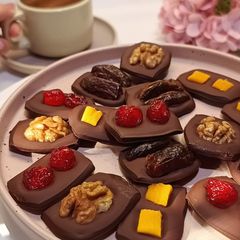 A picture of The Easiest Homemade Chocolate Candies 🍫.