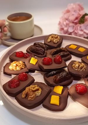 A picture of The Easiest Homemade Chocolate Candies 🍫.