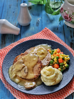 Foto resep Baked Tofu Steak - Mushroom Sauce