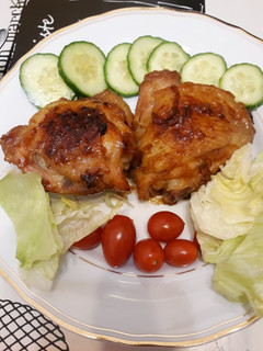 Kókuszos-mézes karamellizált csirke recept fotója