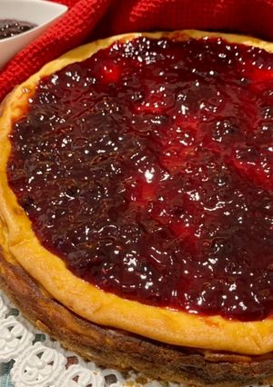 Foto di Cheesecake con crema ricotta mascarpone e confettura ai frutti di bosco