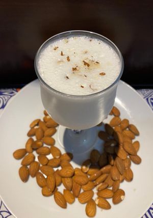 A picture of Almond milk shake.