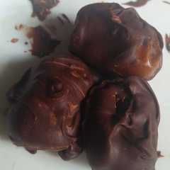 รูปของ Permen kurma coklat