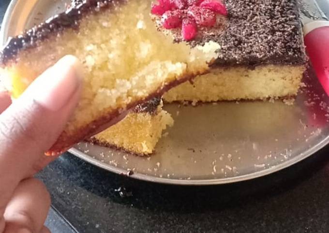 Recipe of Favorite Sooji (Rava) Cake🎂🎂🎂