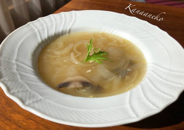 Langkah Langkah Memasak Onion Mushroom Soup yang Bergizi