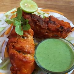 A picture of Chicken tandoori.