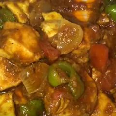 Chicken jalfarezi A picture of Chicken jalfarezi.