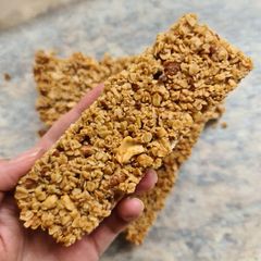 Granola bar A picture of Granola bar.