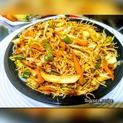 A picture of Street style Veg Noodles.