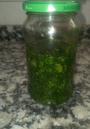 Una foto de Perejil en Aceite